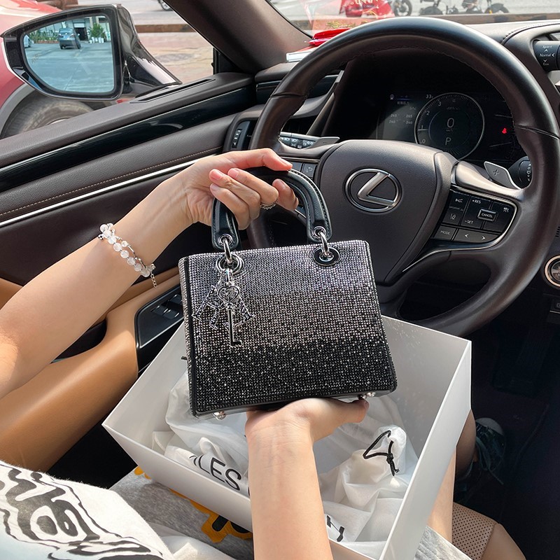 Interior Design High End - Kadın çanta 2024 yeni high-end degrade