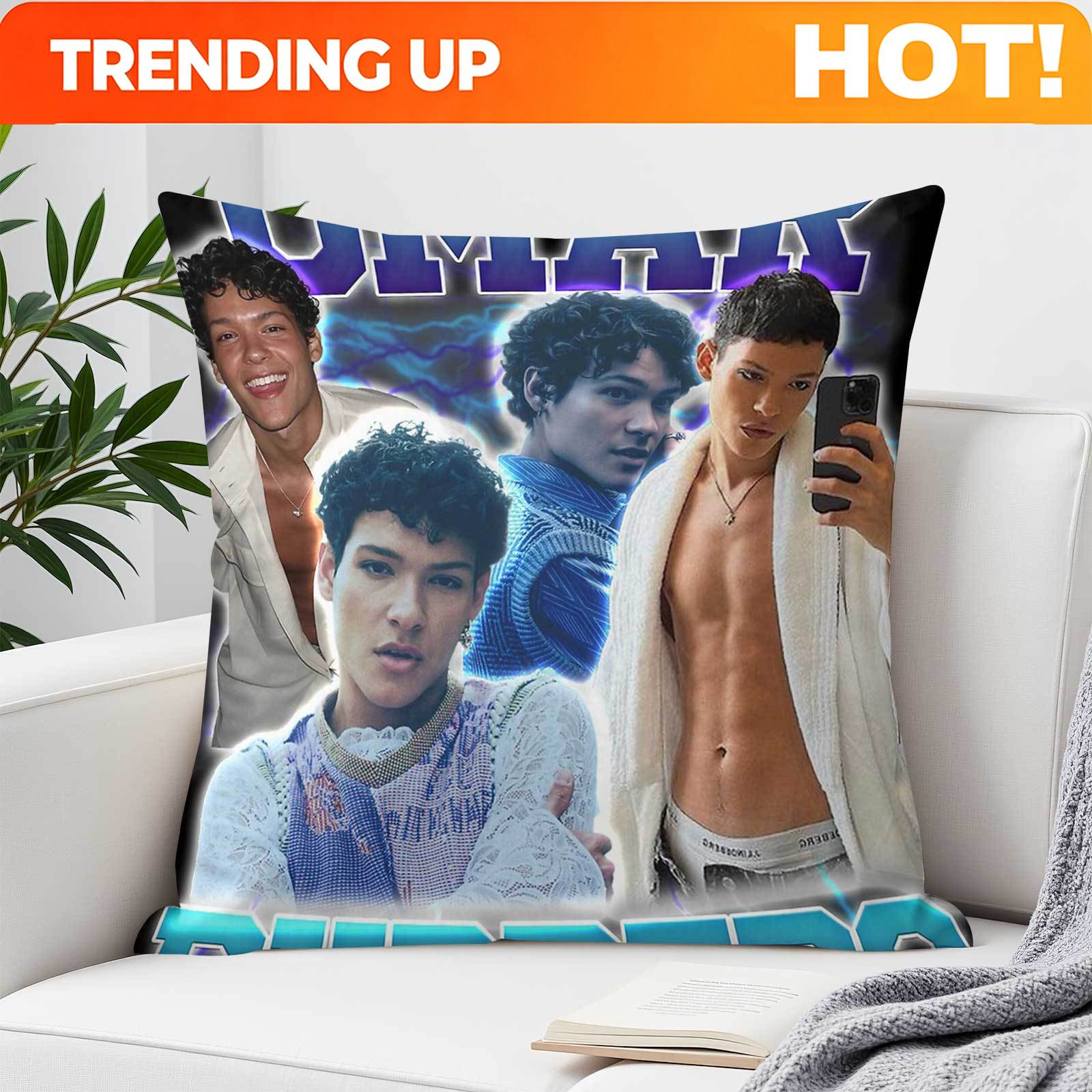 Throw Pillow - Özelleştirin 1 adet Omar Rudberg Singer