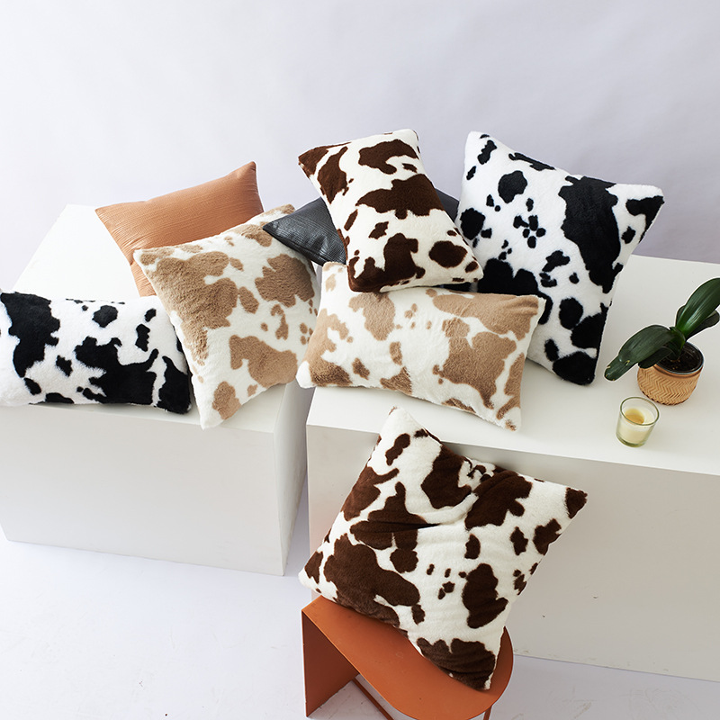 Throw Pillow - Yumuşak, Dekoratif, Kare Şeklinde Yastık Kılıfı,